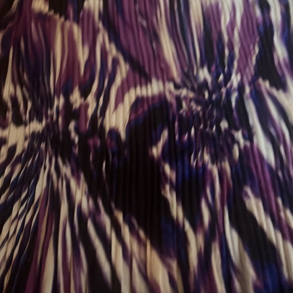 Worthington pleated skirt purple size L, elastic waist asymmetrical high low - Picture 5 of 11